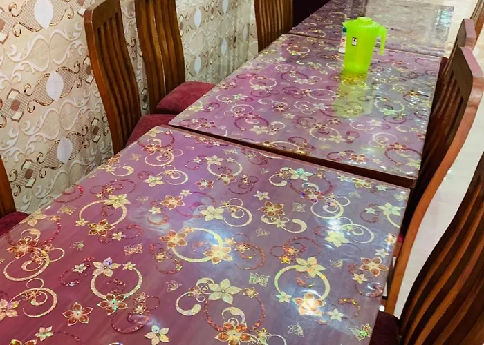 Family Puja And Restaurant 招待所 加德满都